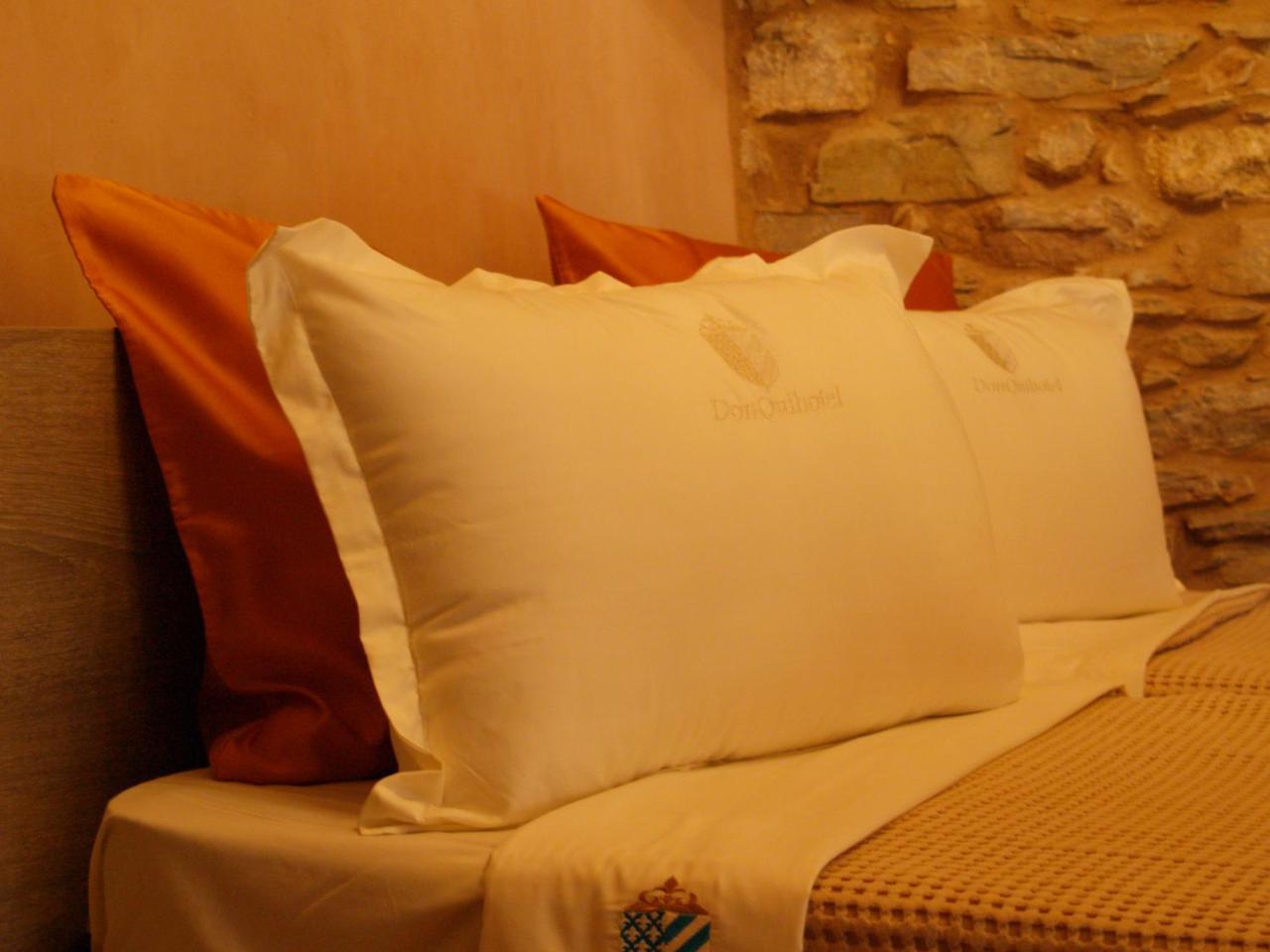 Donquihotel Chalet Karvounades Extérieur photo